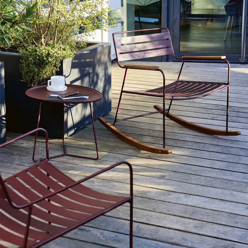 Chaise à bascule surprenante