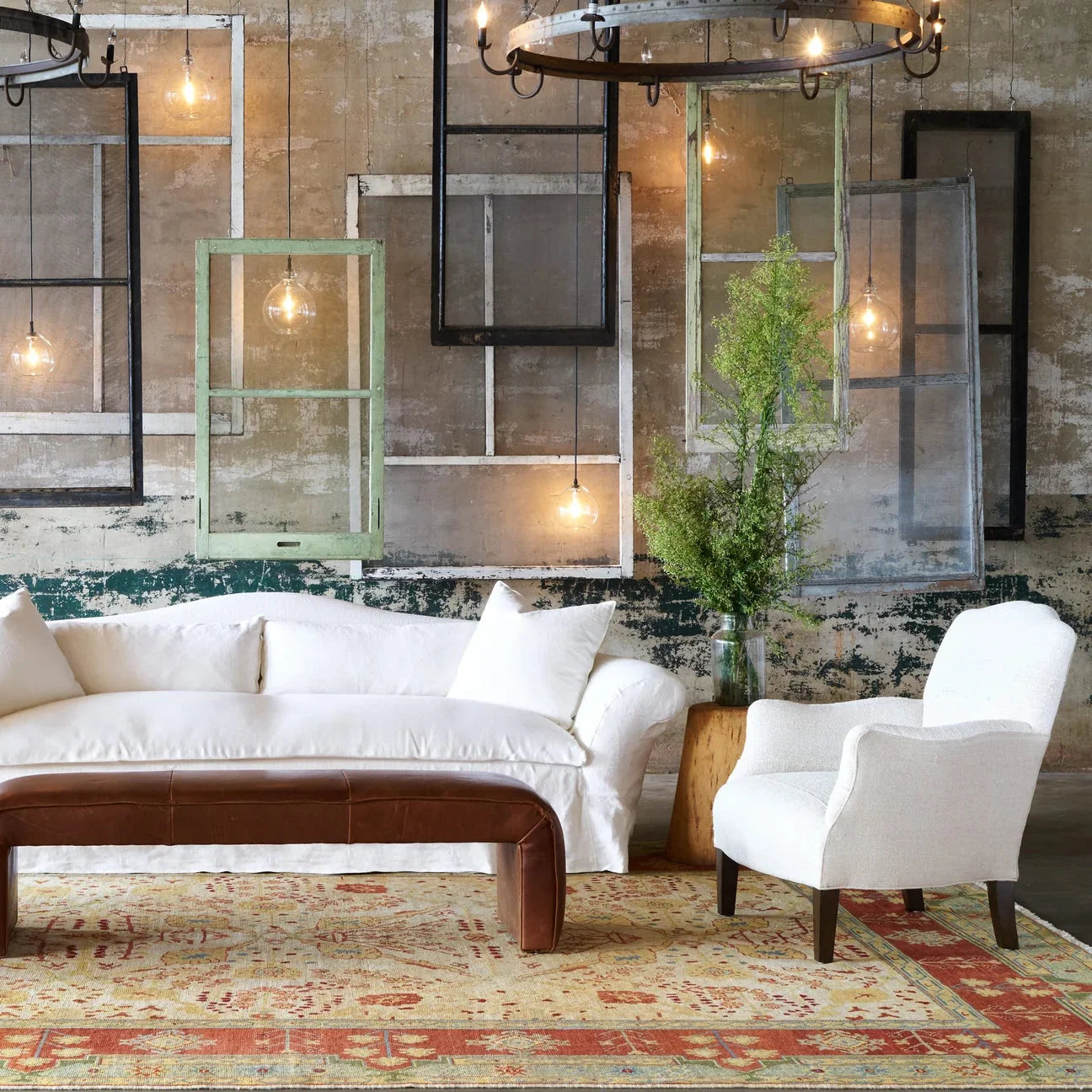 Chaise Remi en tissu vintage (image du magasin présentée)