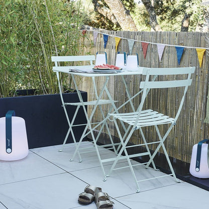Lot de 2 chaises de bistrot en métal