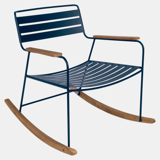 Chaise à bascule surprenante