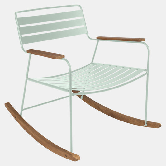 Chaise à bascule surprenante