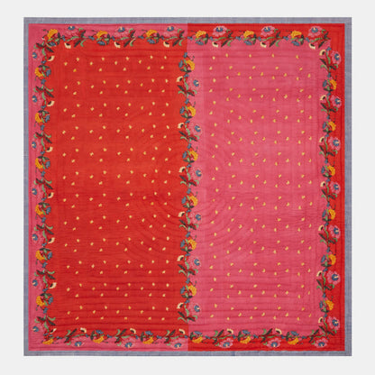 Couette indonésienne à motif de roses rouges