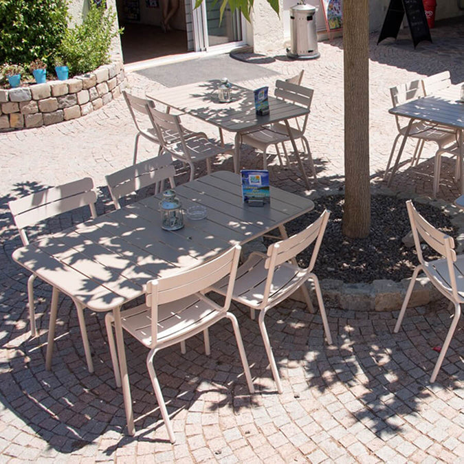 Table Luxembourg 56 x 31