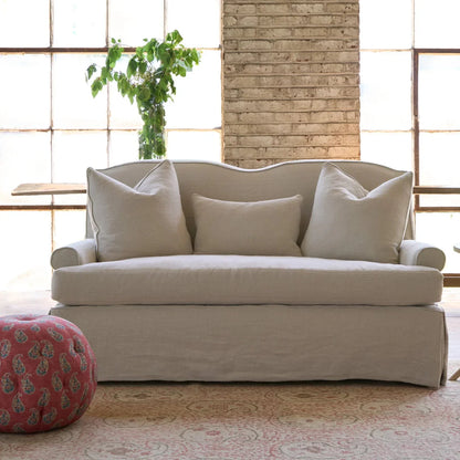 Causeuse Gilmore : fabriquée sur commande