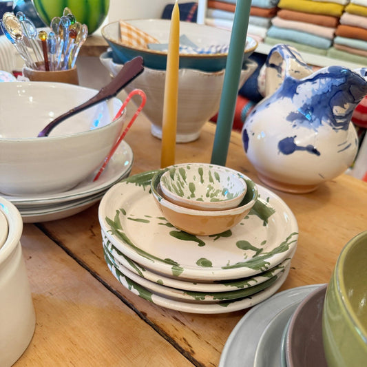 Bol de service en céramique à bord fleuri blanc