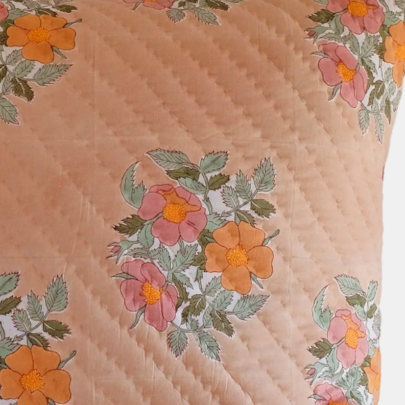 Taie décorative matelassée Dia Café au Lait