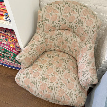 Chaise Tulipe en tissu spécial